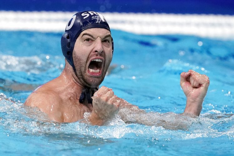 Filipovic, Serbia beat Italy 10-6 in water polo quarters